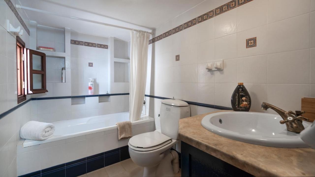 Ivi Beach Front Villa, Leros Vromolithos Dış mekan fotoğraf